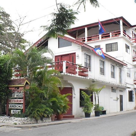 Martha'S Guesthouse San Ignacio Extérieur photo