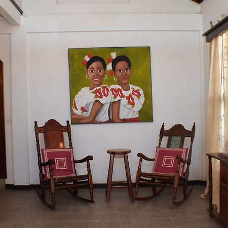 Martha'S Guesthouse San Ignacio Extérieur photo